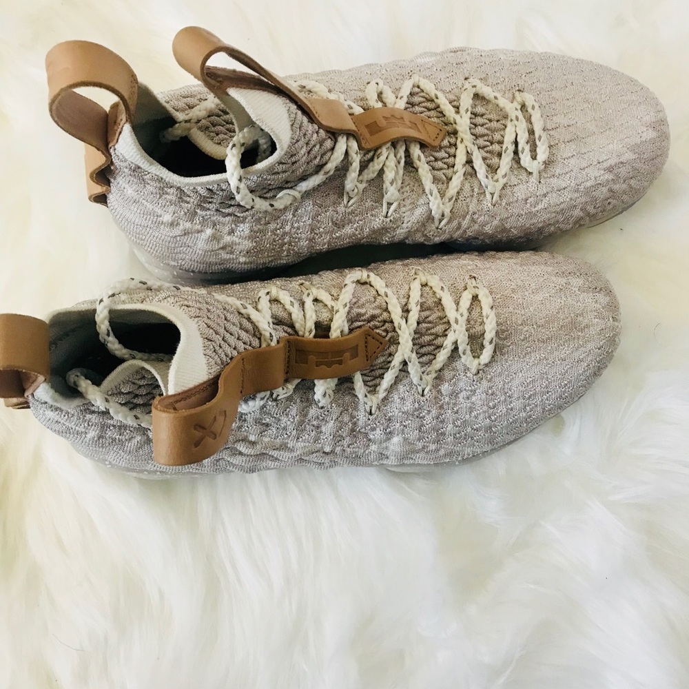 NIKE Lebron 15 XV Ghost String Tan & Blue